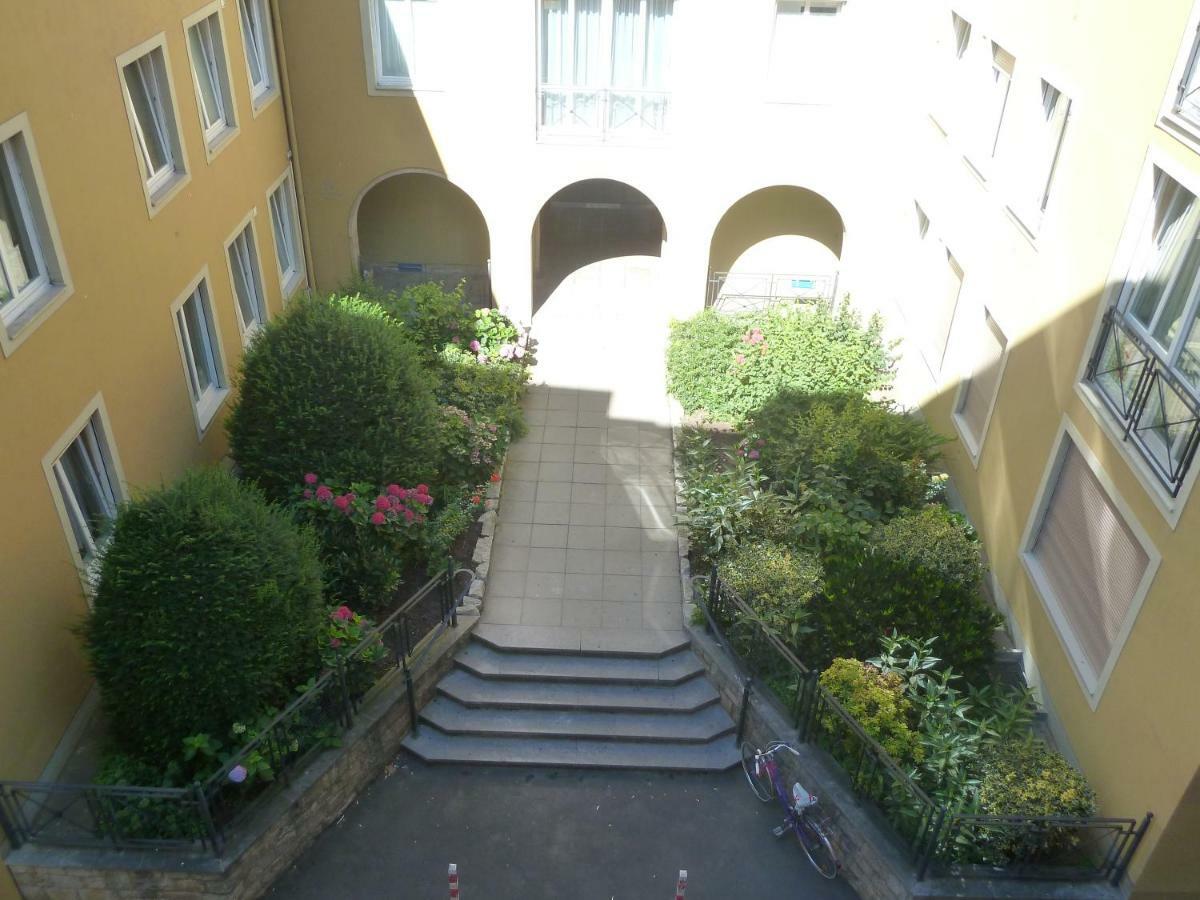 Apartamento Wohnen Im Riemenschneiderhaus Wurzburgo Exterior foto